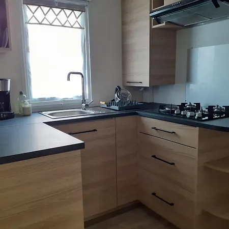 Mh35kv- Nid D'evasion - 4 Etoiles- Naphtase *