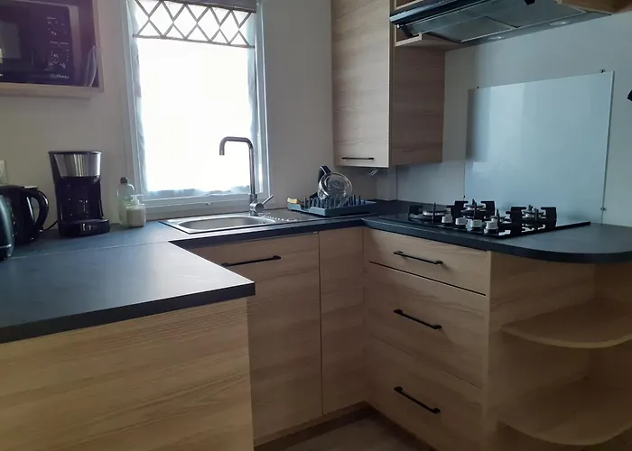 Mh35kv- Nid D'evasion - 4 Etoiles- Naphtase *